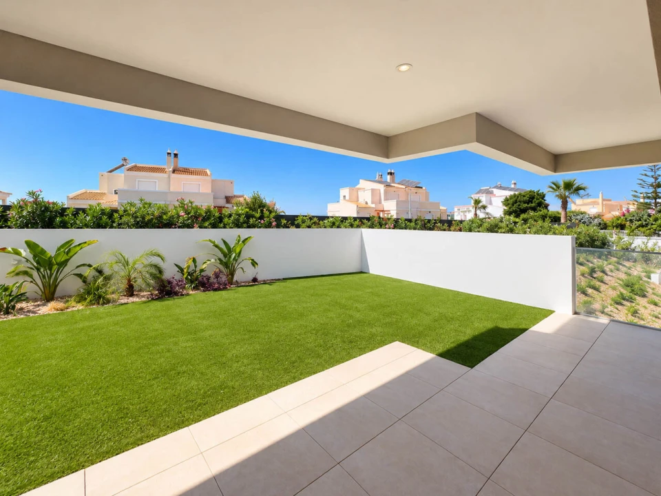 Apartamento T2 para Venda em Estômbar e Parchal Foto 8