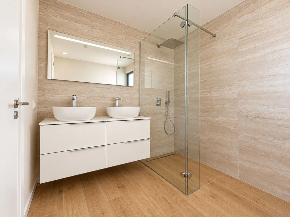Apartamento T2 para Venda em Estômbar e Parchal Foto 15