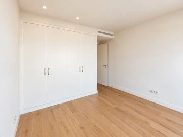Apartamento T2 para Venda em Estômbar e Parchal