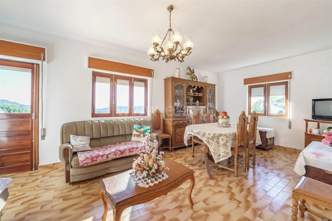 Quinta T3 para Venda em Teixoso e Sarzedo Foto 5