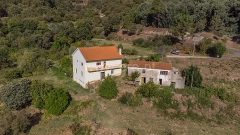 Quinta T3 para Venda em Teixoso e Sarzedo
