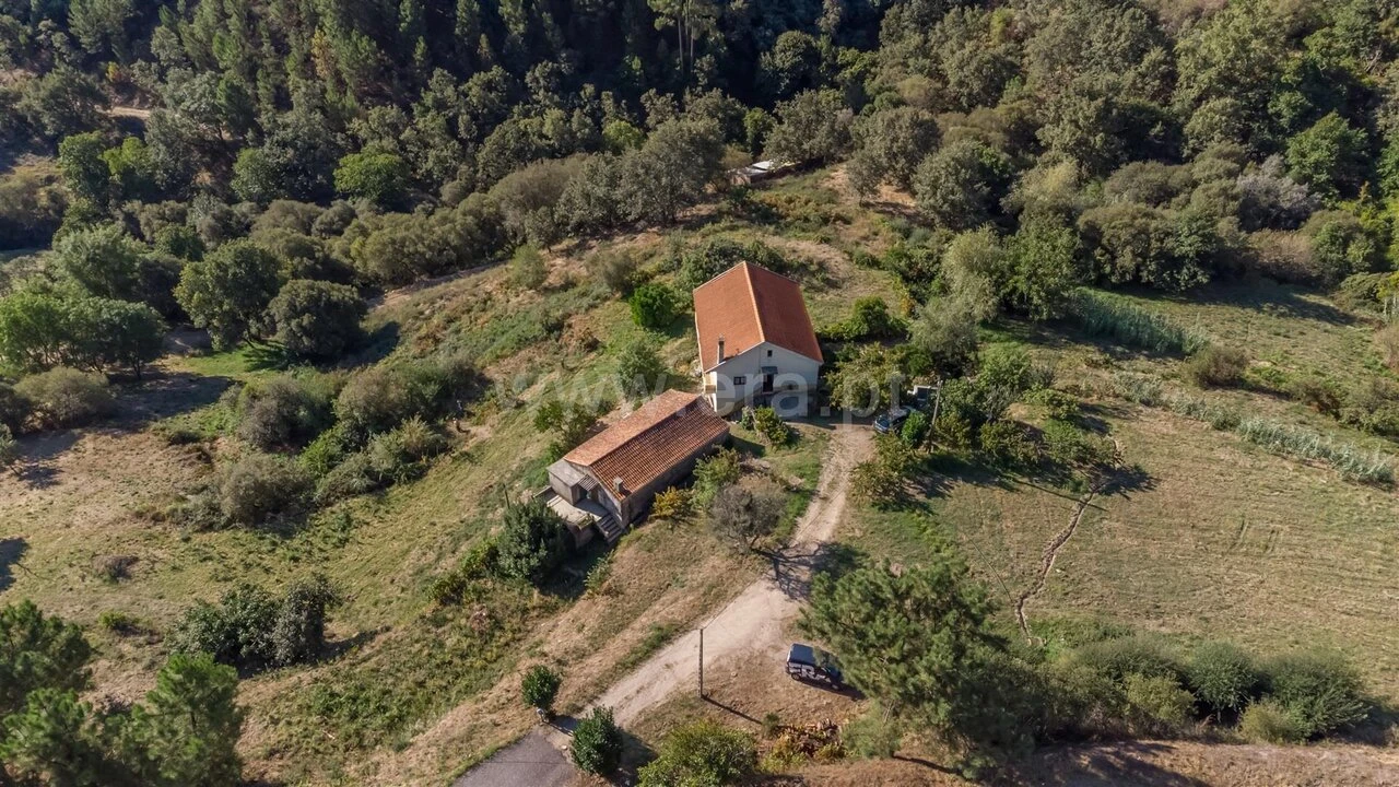 Quinta T3 para Venda em Teixoso e Sarzedo Foto 17