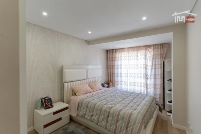 Apartamento T3 para Venda em Rio de Mouro