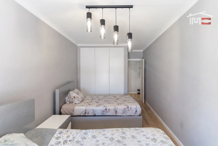 Apartamento T3 para Venda em Rio de Mouro Foto 15
