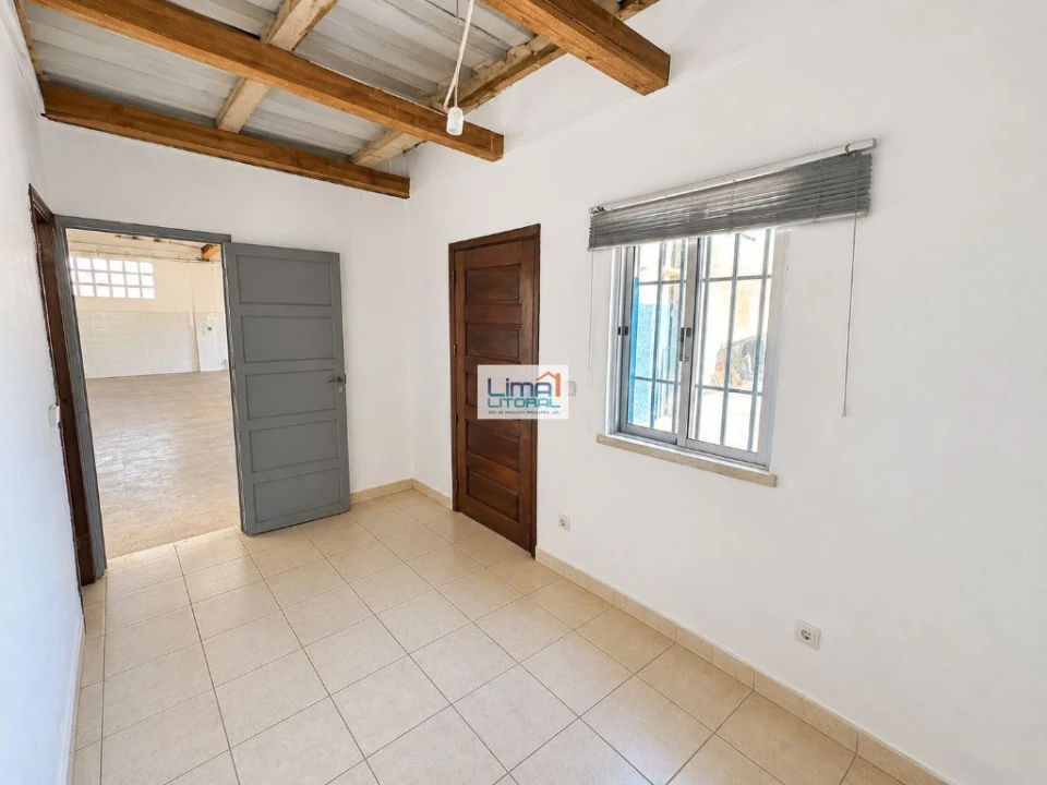 Armazém para Venda em Leiria, Pousos, Barreira e Cortes Foto 13