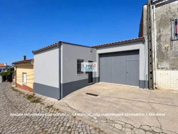 Armazém para Venda em Leiria, Pousos, Barreira e Cortes