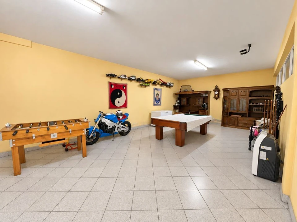 Moradia T4 para Venda em Fregim Foto 17
