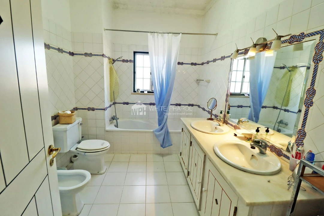 Quinta T5 para Venda em Benavente Foto 9