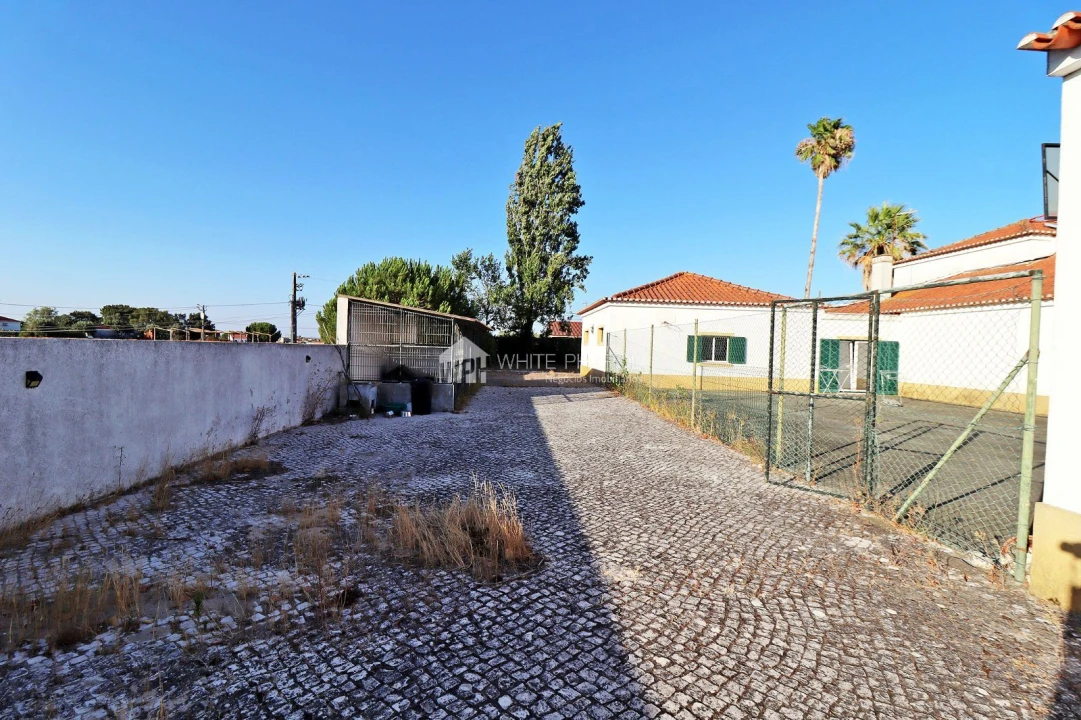 Quinta T5 para Venda em Benavente Foto 30
