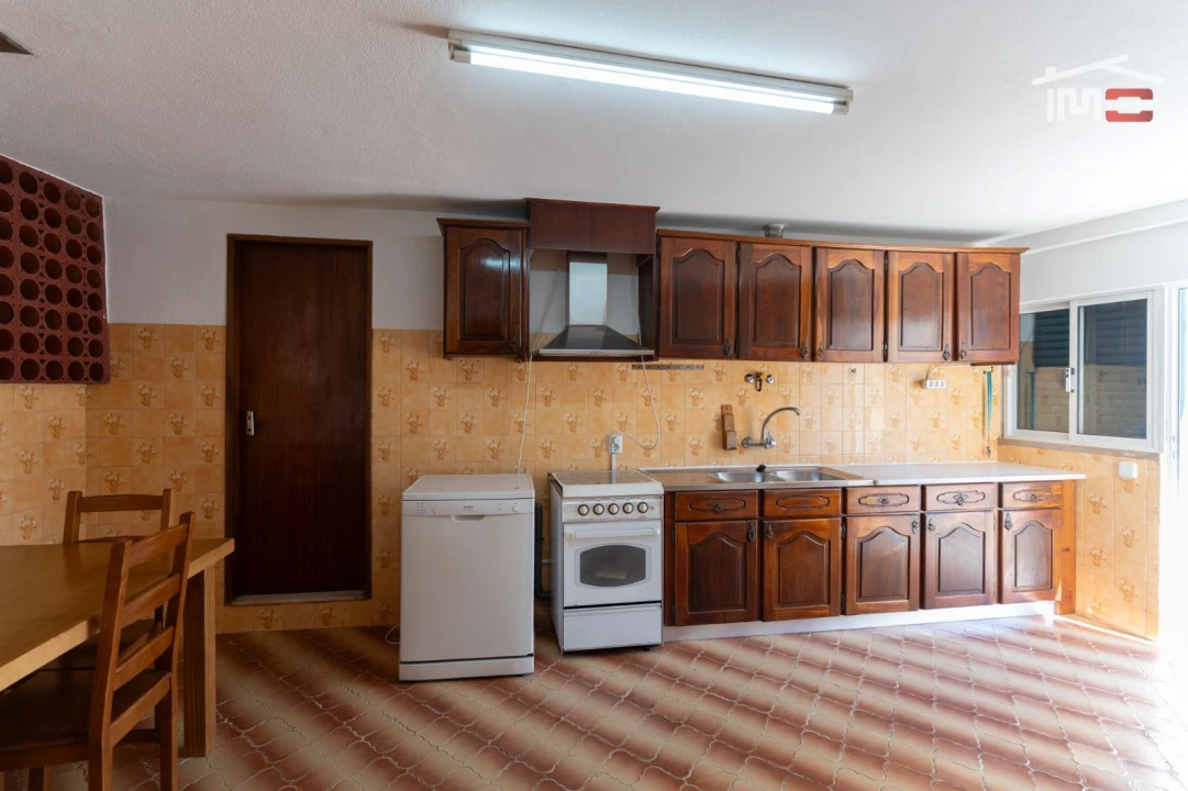 Moradia T3 para Arrendamento em São Mamede Foto 3