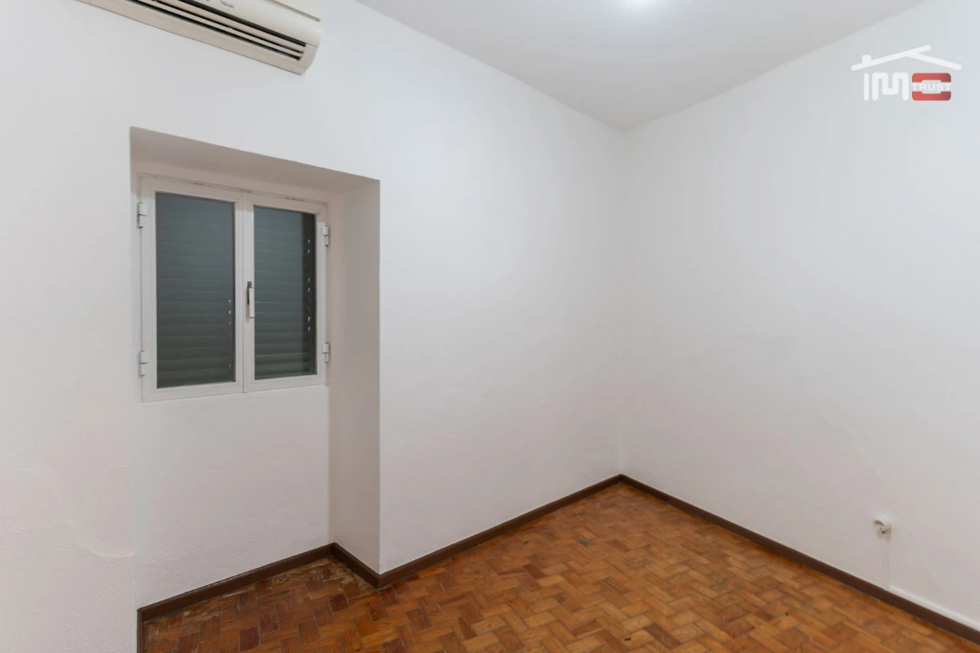 Moradia T3 para Arrendamento em São Mamede Foto 8