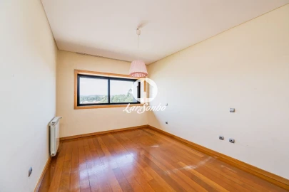 Apartamento T3 para Venda em Cidade da Maia