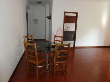 Apartamento T1 para Arrendamento em Eiras e São Paulo de Frades