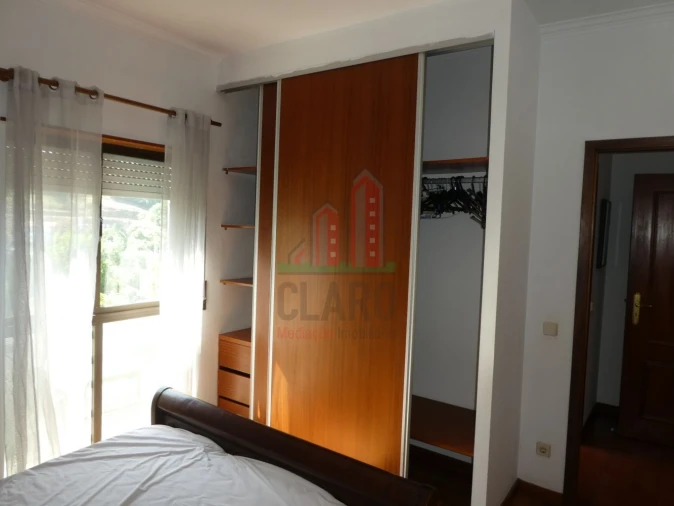 Apartamento T1 para Arrendamento em Eiras e São Paulo de Frades Foto 4