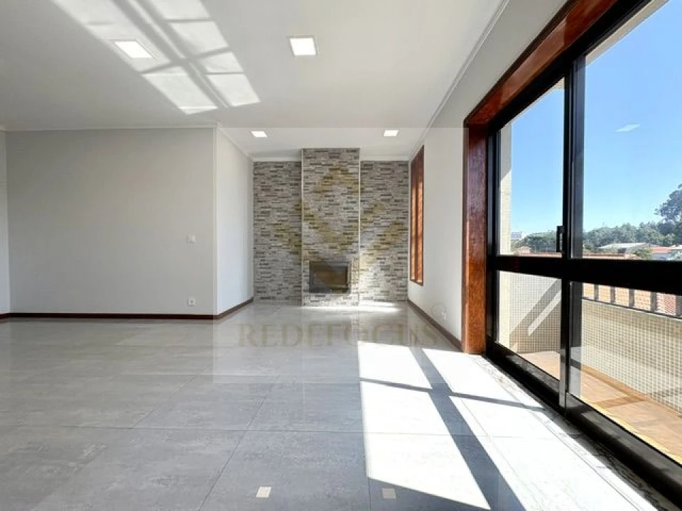 Apartamento T3 para Venda em Paços de Brandão Foto 6