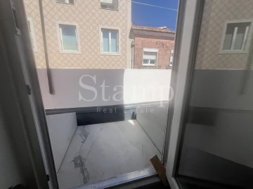 Apartamento T1 para Venda em São Vicente