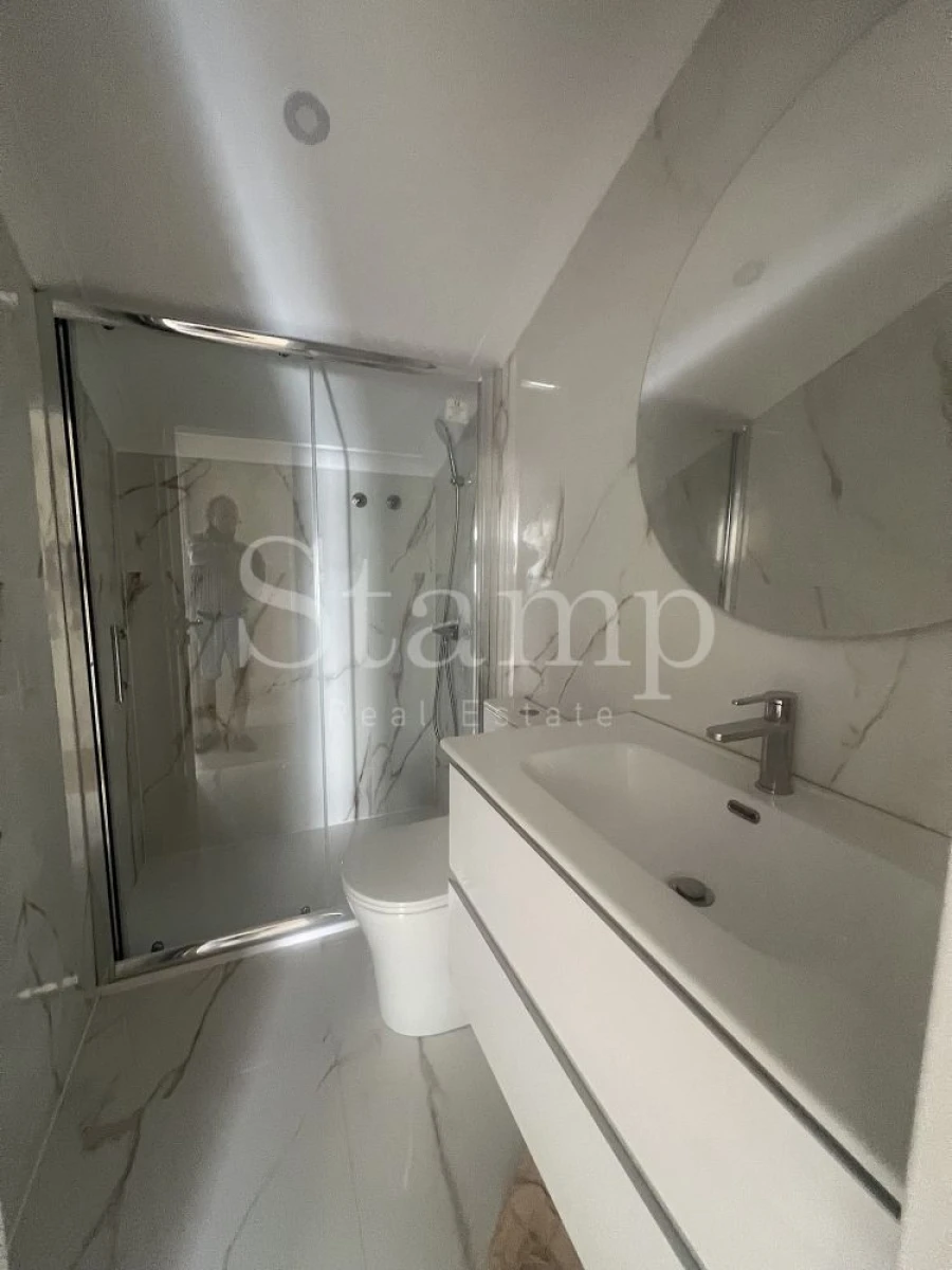 Apartamento T1 para Venda em São Vicente Foto 16