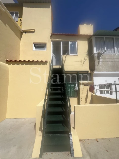 Apartamento T1 para Venda em São Vicente