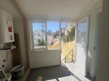 Apartamento T1 para Venda em São Vicente