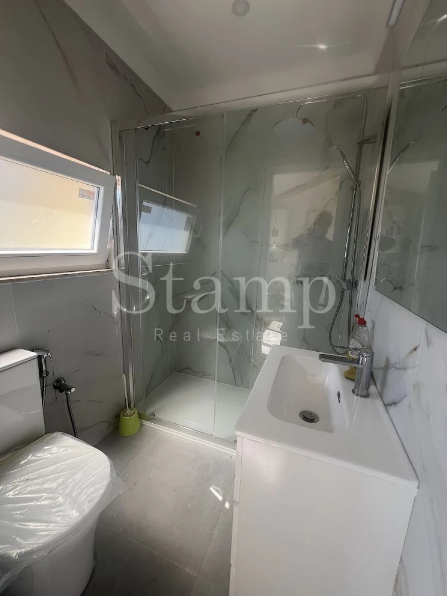 Apartamento T1 para Venda em São Vicente Foto 16