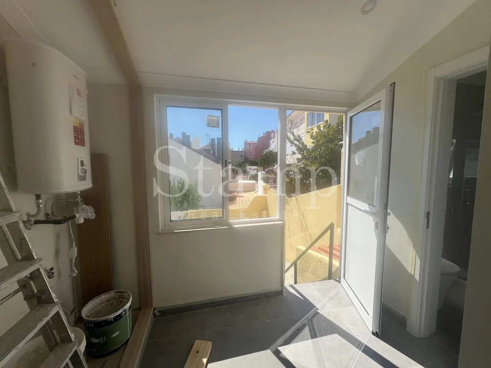 Apartamento T1 para Venda em São Vicente Foto 11