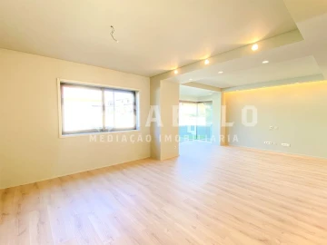 Moradia T5 para Venda em Vila Nova da Telha