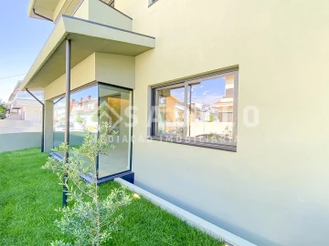 Moradia T5 para Venda em Vila Nova da Telha