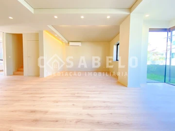 Moradia T5 para Venda em Vila Nova da Telha