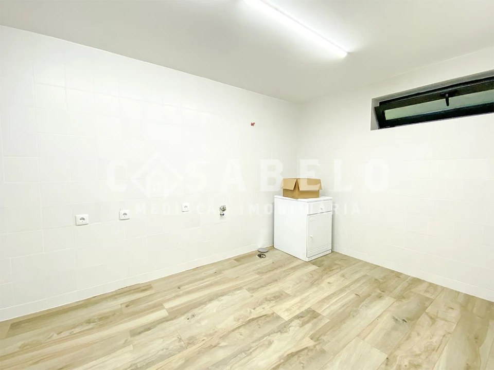 Moradia T5 para Venda em Vila Nova da Telha Foto 44