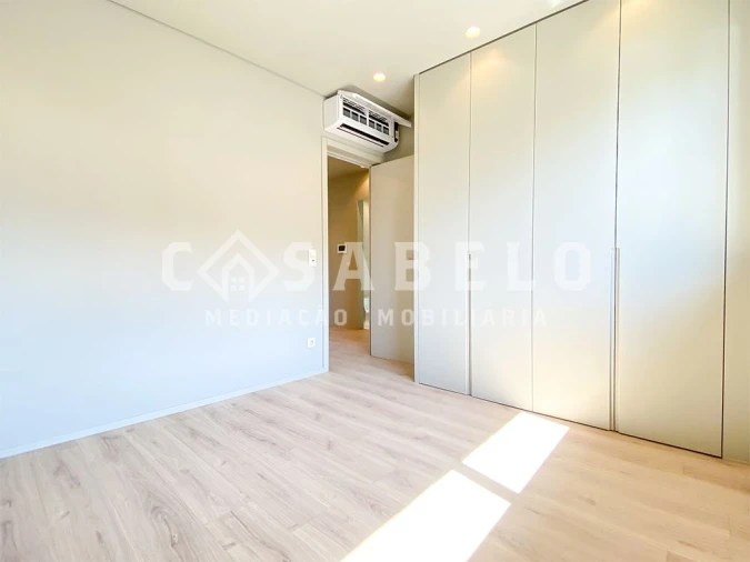 Moradia T5 para Venda em Vila Nova da Telha Foto 37