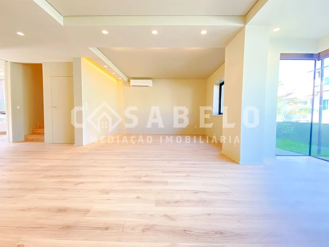 Moradia T5 para Venda em Vila Nova da Telha Foto 10
