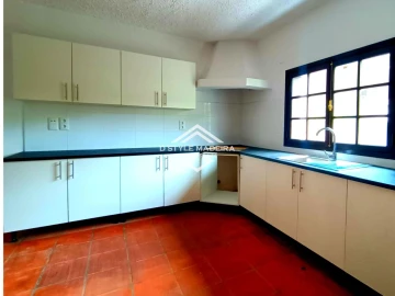 Moradia T2 para Venda em Camacha