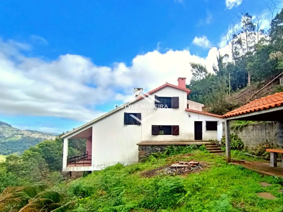 Moradia T2 para Venda em Camacha Foto 24