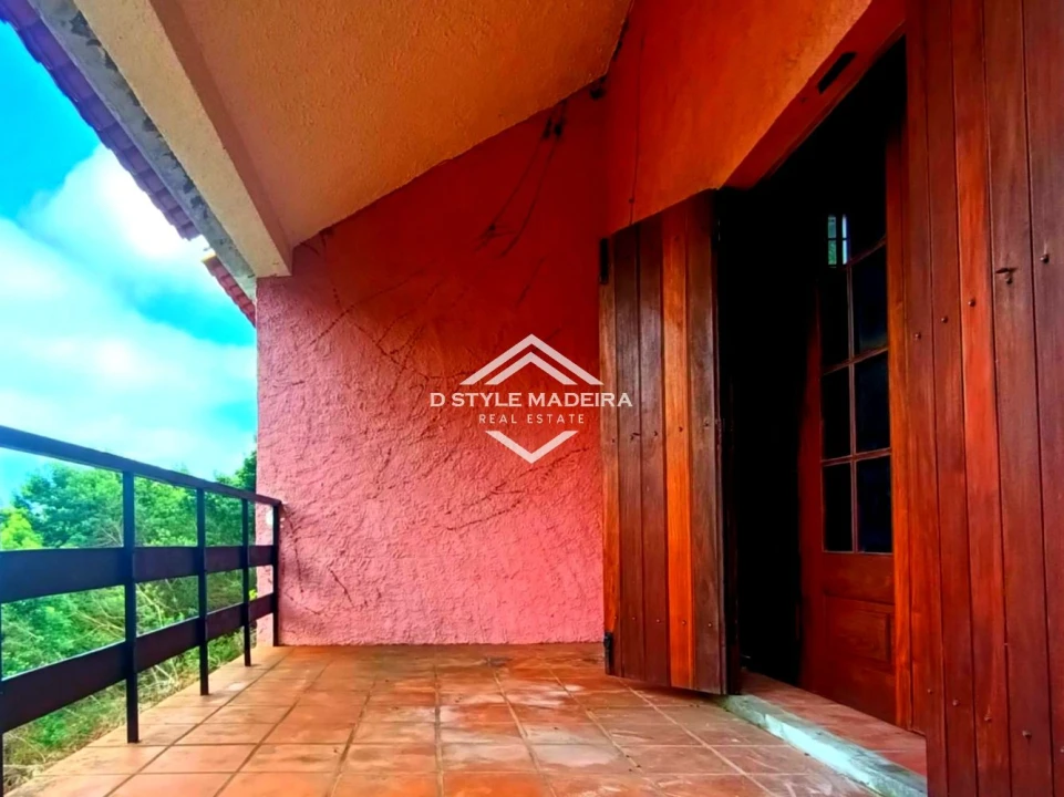 Moradia T2 para Venda em Camacha Foto 7