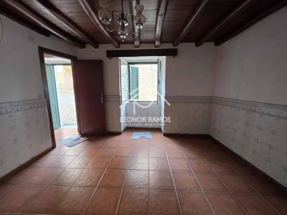 Moradia T2 para Venda em Idanha-A-Nova e Alcafozes Foto 3
