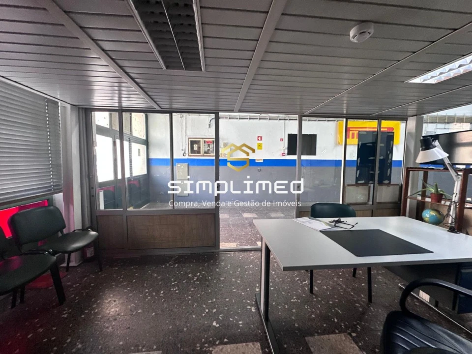 Loja para Arrendamento em Alto do Seixalinho, Santo André e Verderena Foto 5