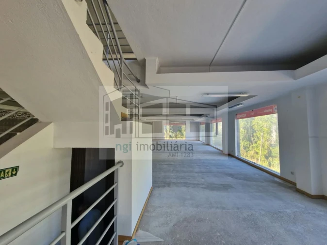 Loja para Arrendamento em Odivelas Foto 5