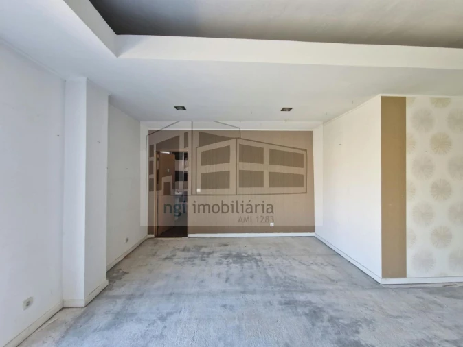 Loja para Arrendamento em Odivelas Foto 31