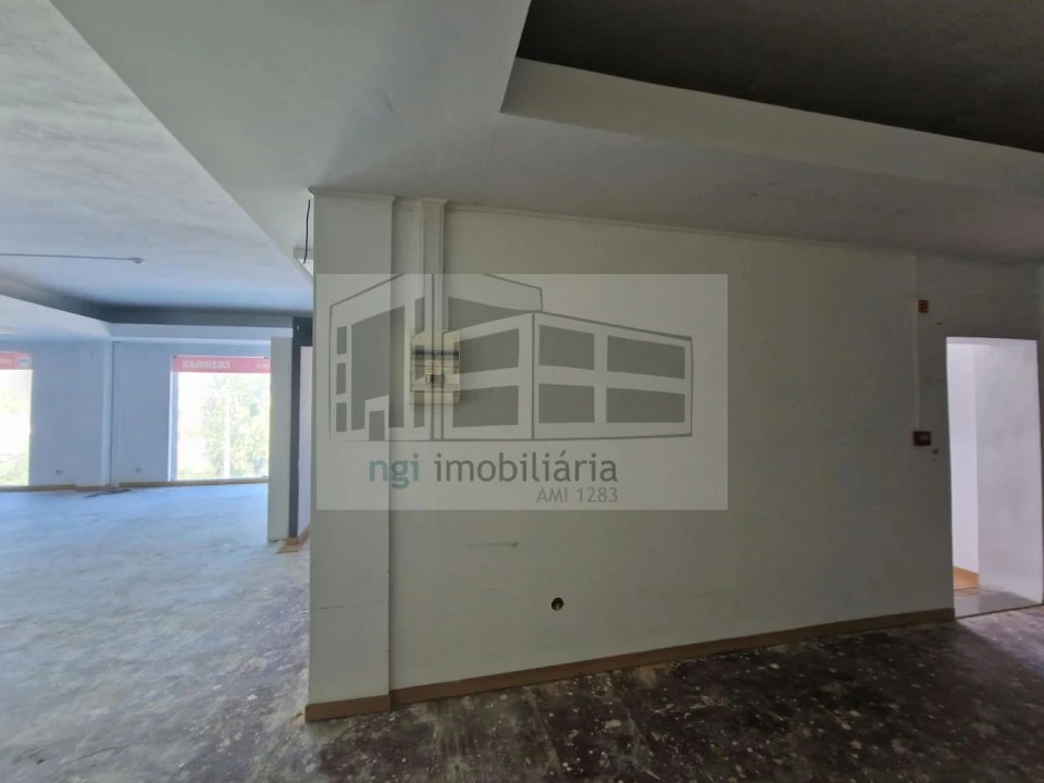 Loja para Arrendamento em Odivelas Foto 35