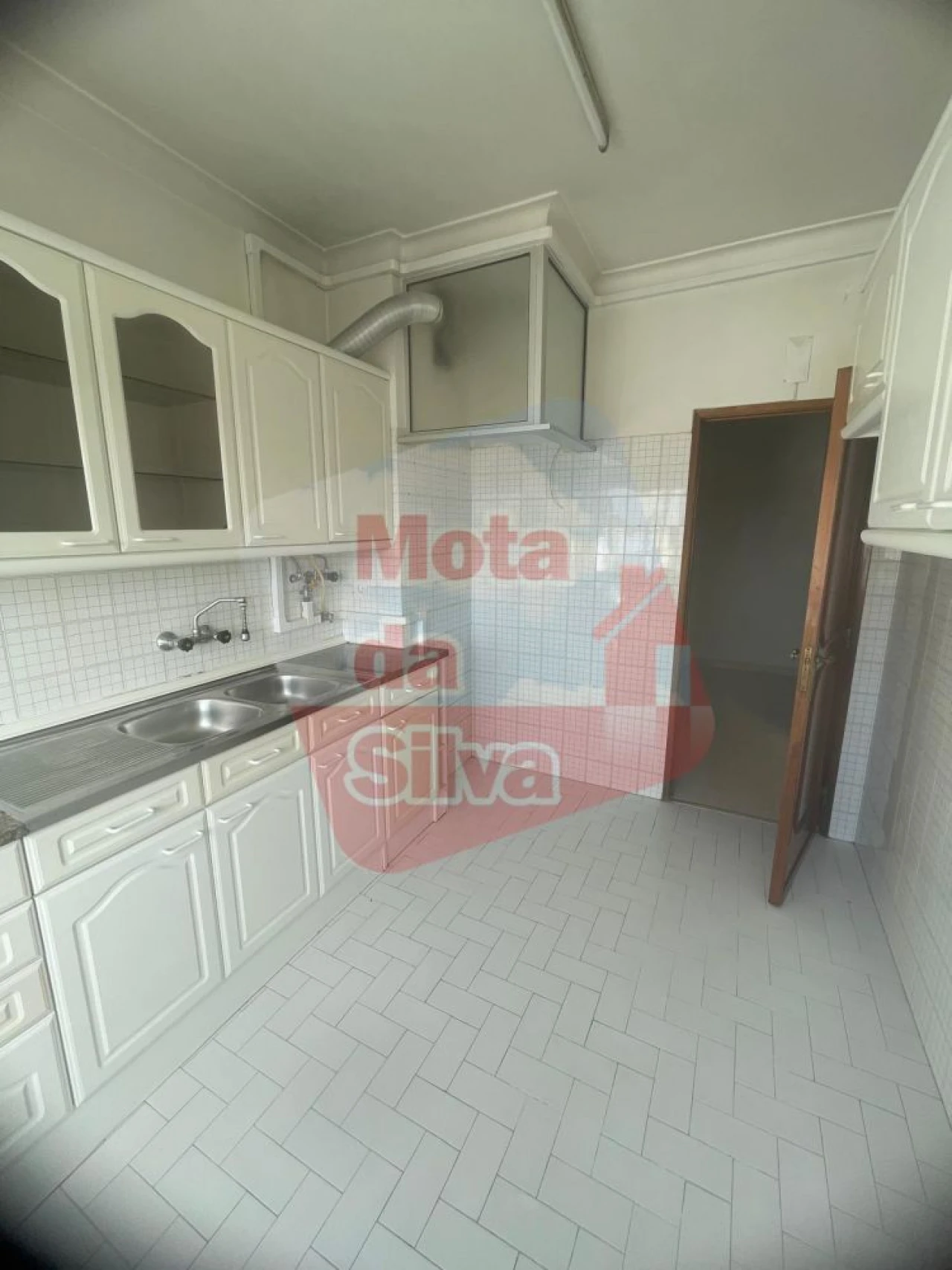 Apartamento T2 para Venda em Cacém e São Marcos Foto 1