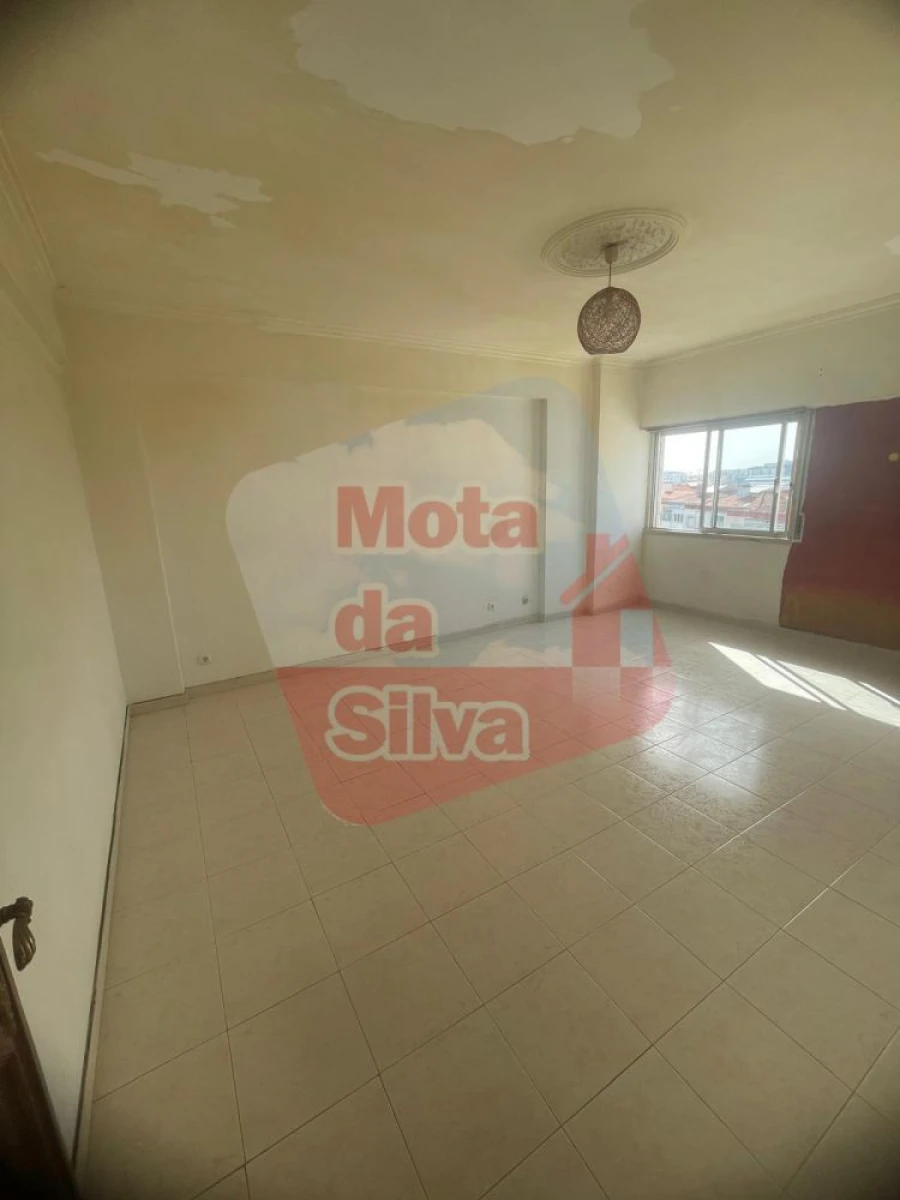 Apartamento T2 para Venda em Cacém e São Marcos Foto 5