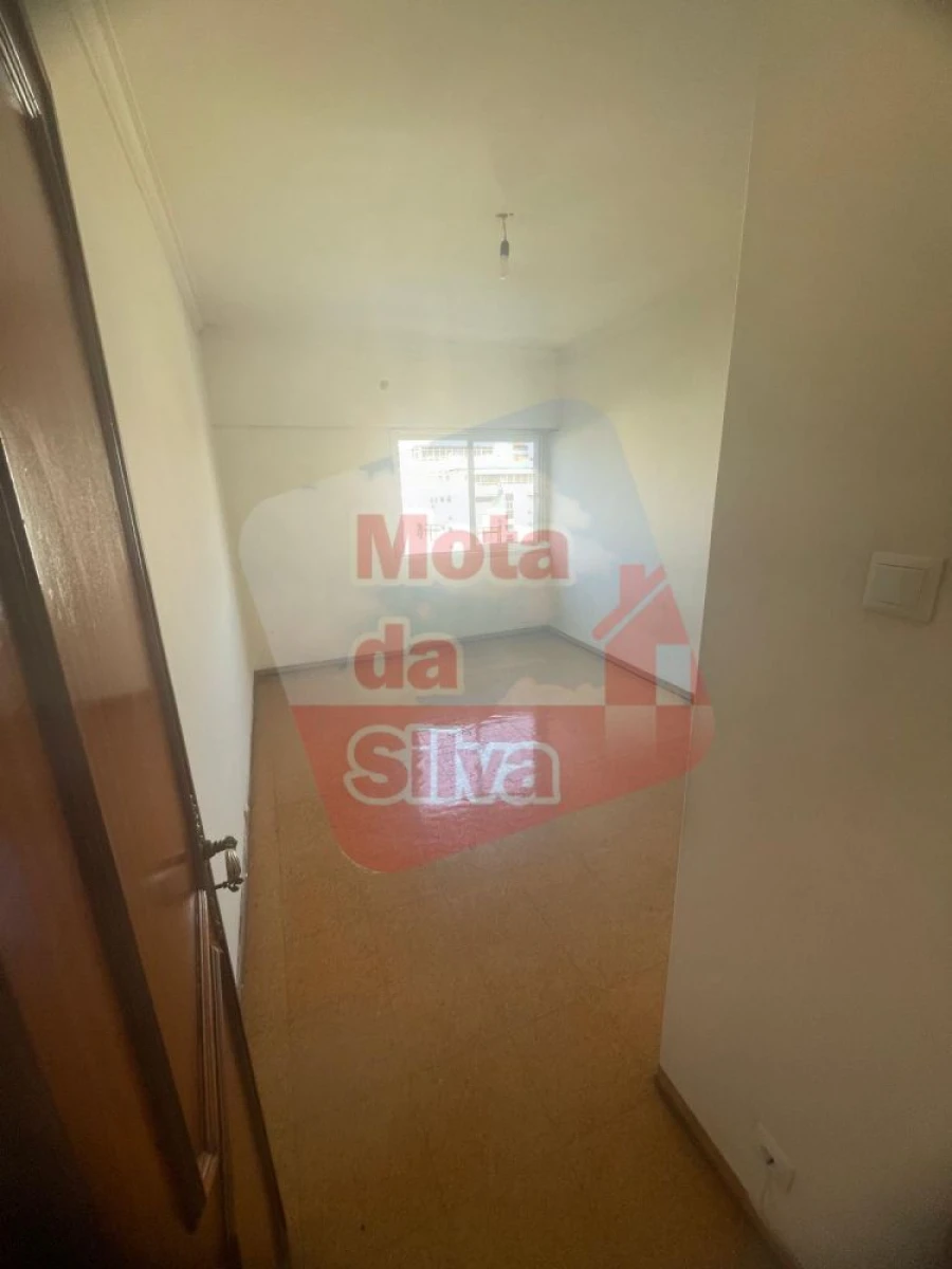 Apartamento T2 para Venda em Cacém e São Marcos Foto 7