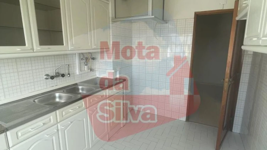 Apartamento T2 para Venda em Cacém e São Marcos