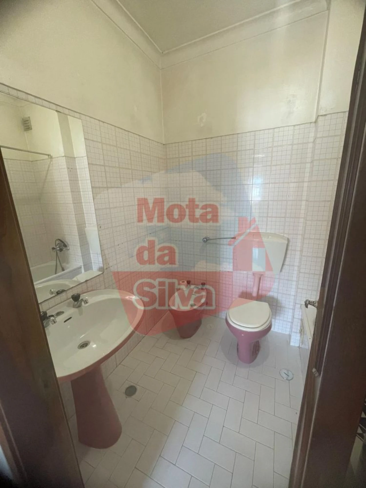 Apartamento T2 para Venda em Cacém e São Marcos Foto 10