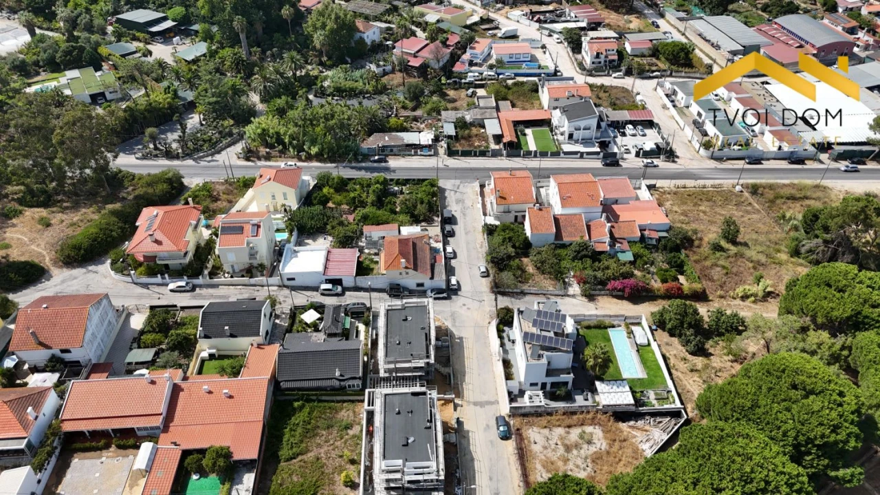 Terreno para Venda em Charneca de Caparica e Sobreda Foto 17