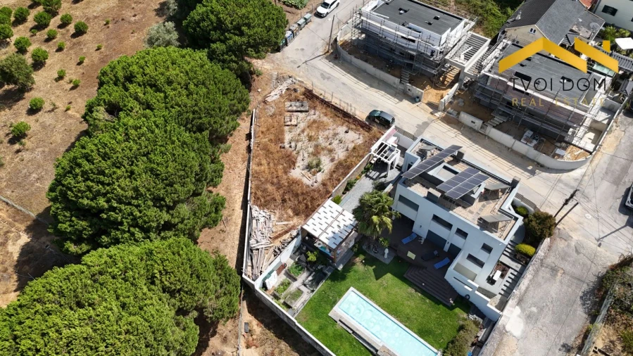Terreno para Venda em Charneca de Caparica e Sobreda Foto 23