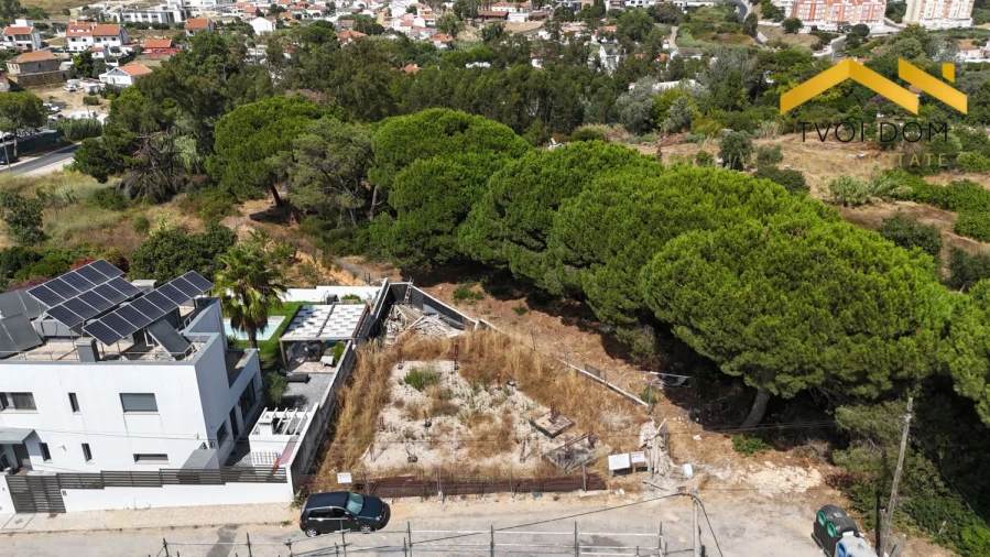 Terreno para Venda em Charneca de Caparica e Sobreda Foto 21