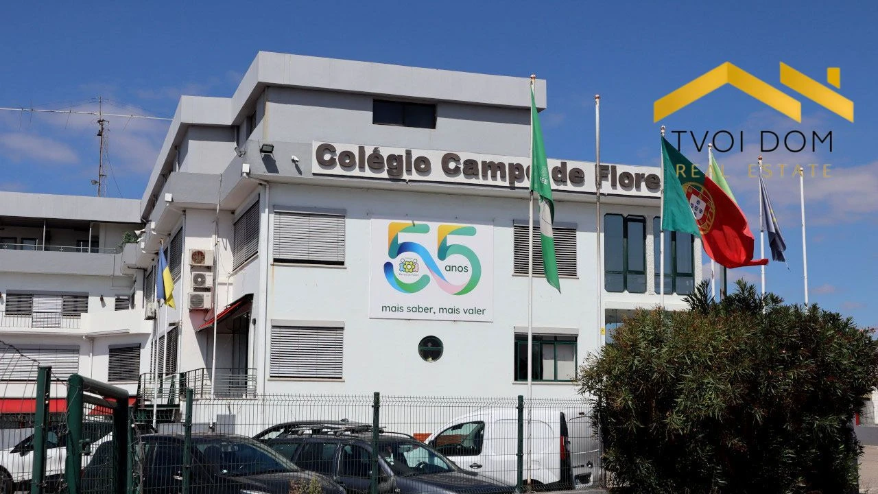 Terreno para Venda em Charneca de Caparica e Sobreda Foto 6