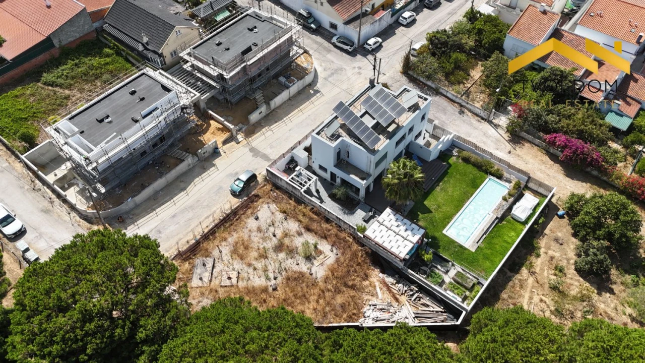 Terreno para Venda em Charneca de Caparica e Sobreda Foto 25
