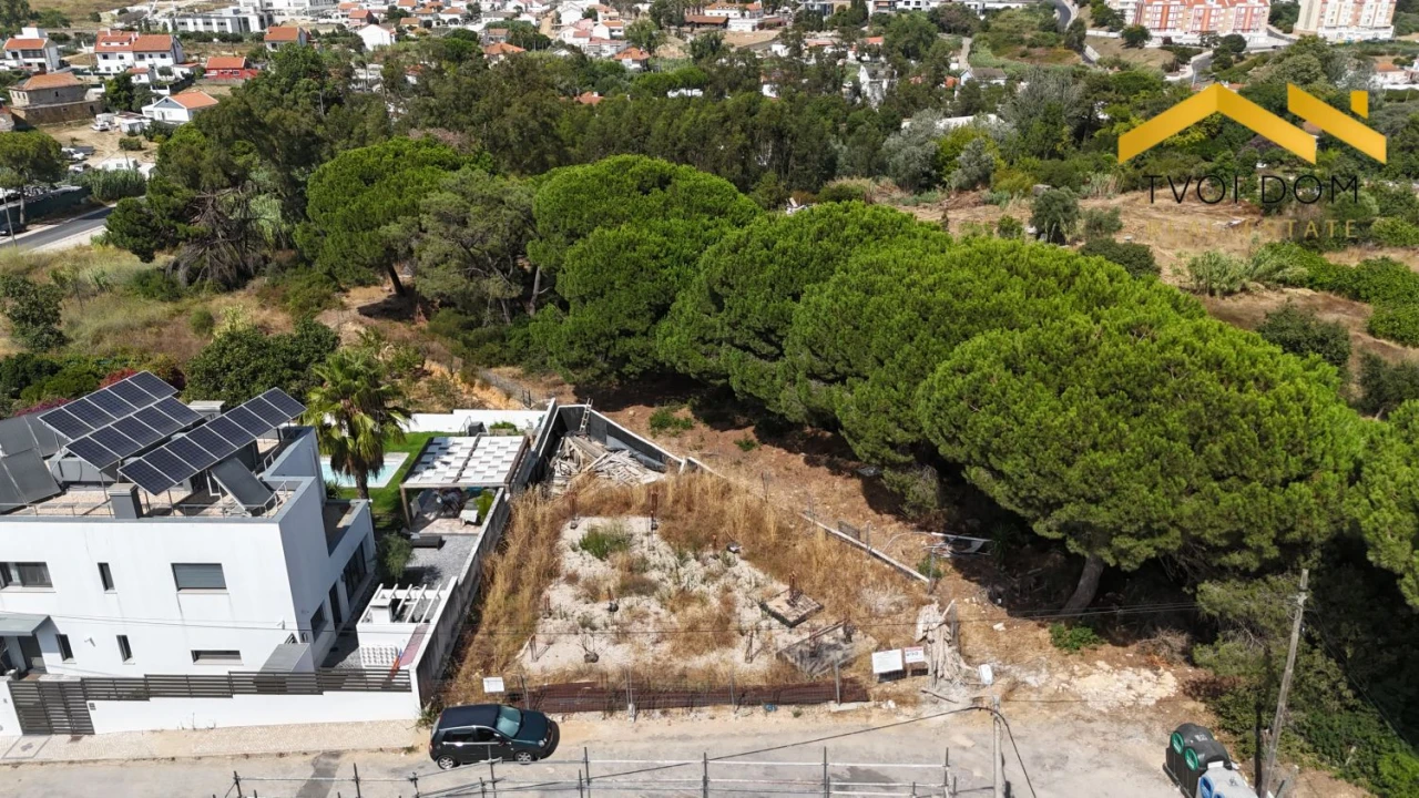Terreno para Venda em Charneca de Caparica e Sobreda Foto 21